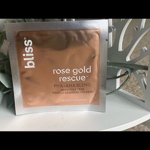Bliss rose gold rescue PHA + AHA Gentle Peel SAMPLE